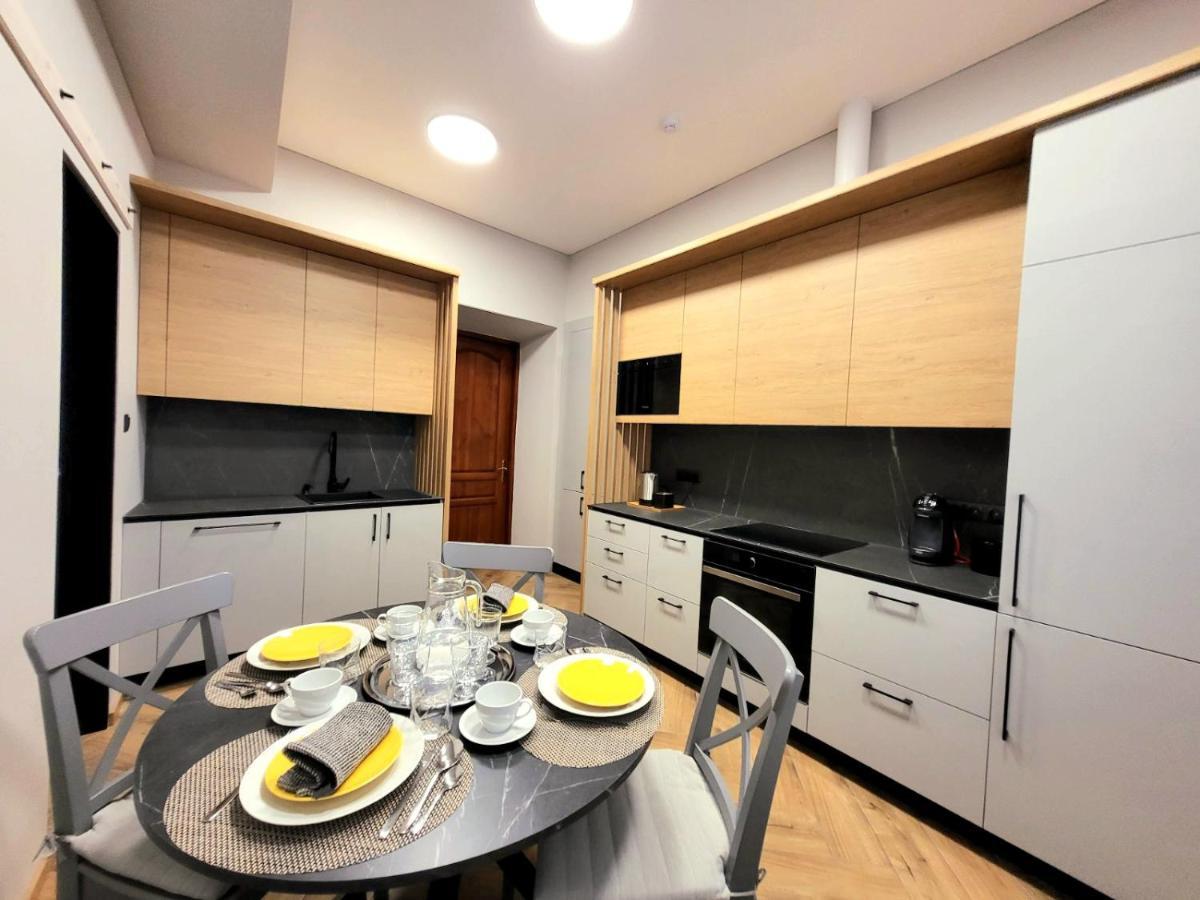 Cosy And Authentic Apartment In Vilnius Old Town Esterno foto