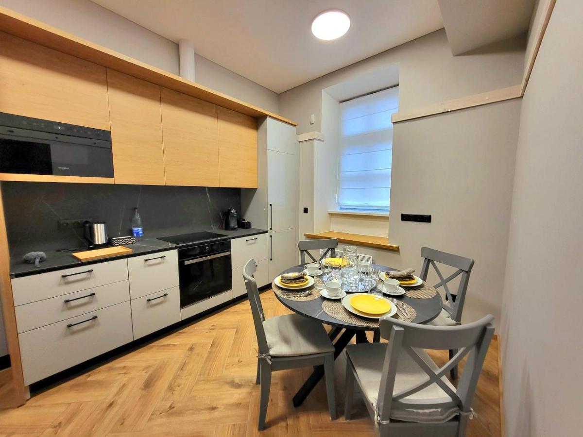 Cosy And Authentic Apartment In Vilnius Old Town Esterno foto